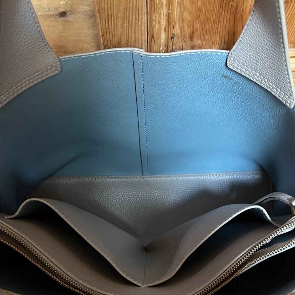 HOBO Vida Tote - Picture 9 of 11